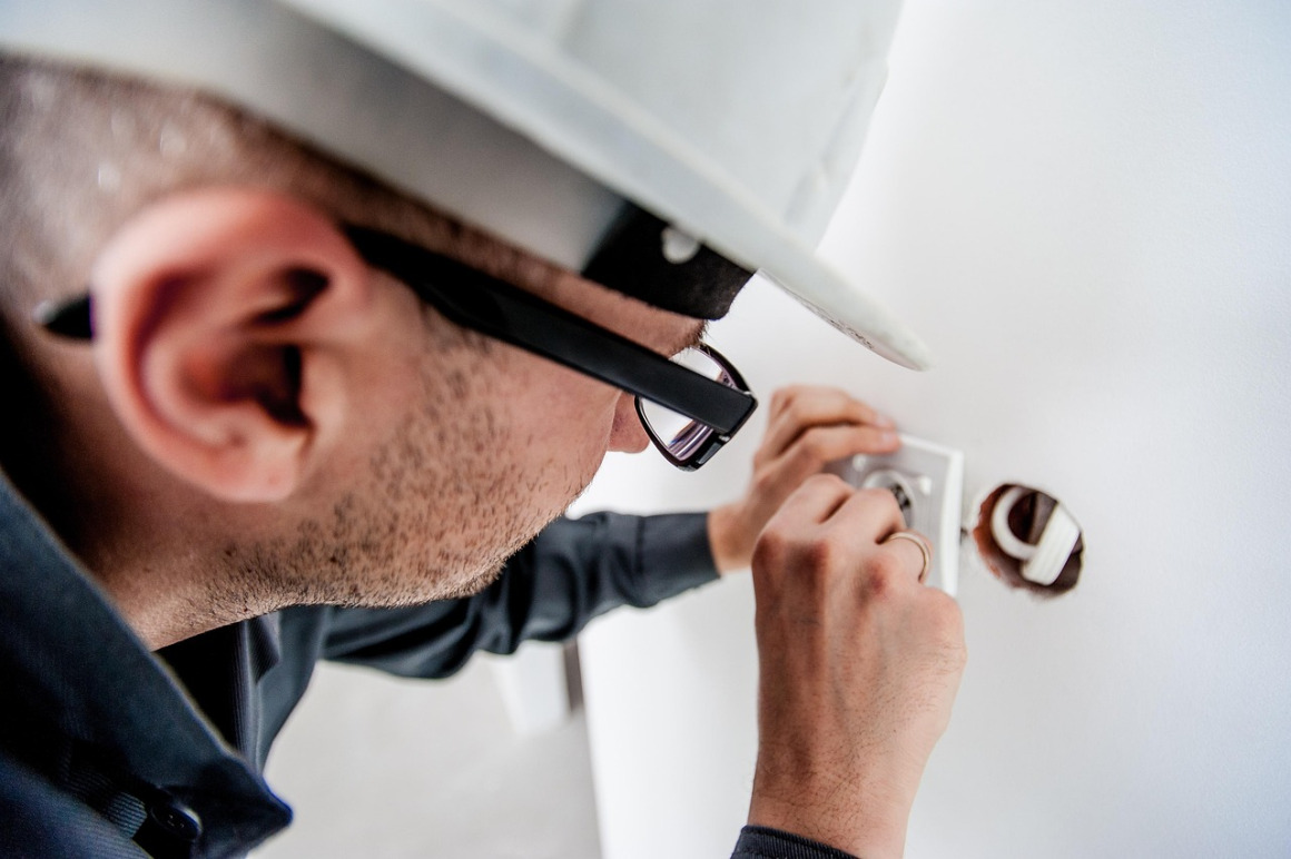 HVAC ducts and electrical installation
